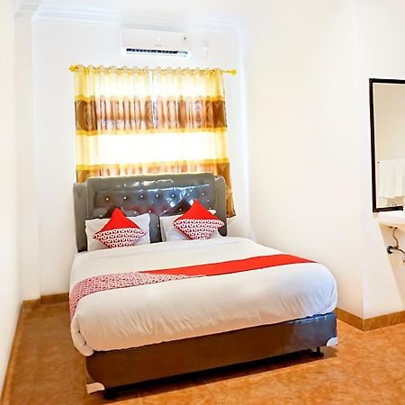 Oyo 694 Khasanah Residence Pekanbaru Exterior foto