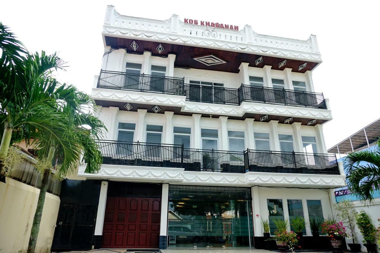 Oyo 694 Khasanah Residence Pekanbaru Exterior foto