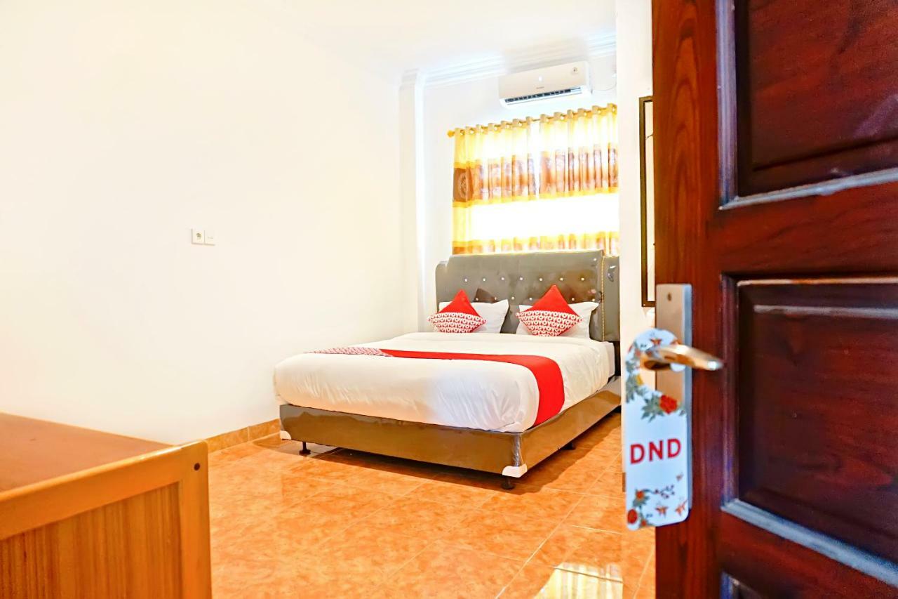 Oyo 694 Khasanah Residence Pekanbaru Exterior foto