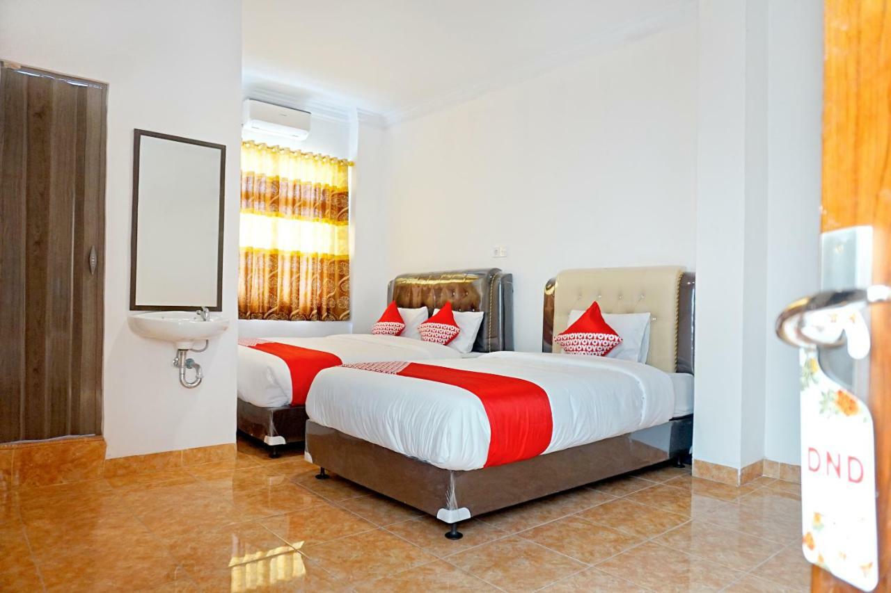 Oyo 694 Khasanah Residence Pekanbaru Exterior foto