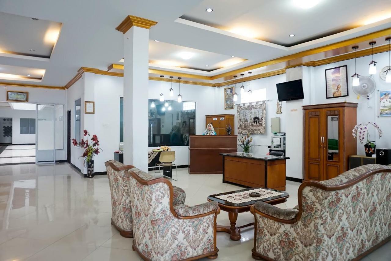 Oyo 694 Khasanah Residence Pekanbaru Exterior foto