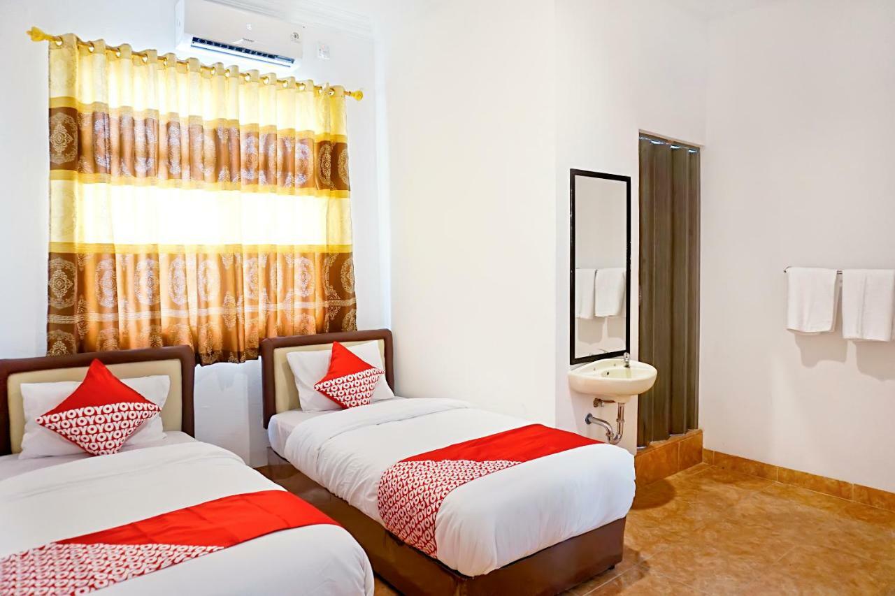 Oyo 694 Khasanah Residence Pekanbaru Exterior foto